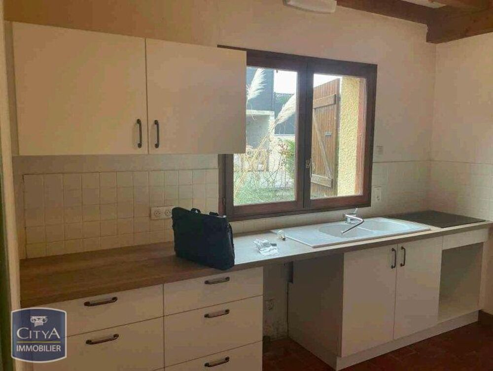 location Maison - 4 pièce(s) - 135 m² Montanay (69250)