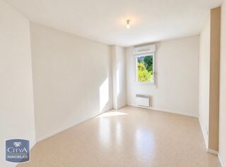  Appartement à louer 2 pièces 44 m²