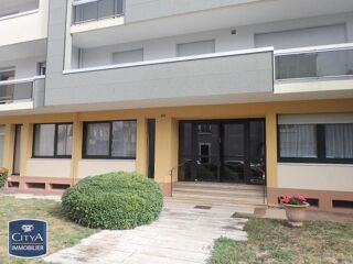  Appartement à louer 1 pièce 42 m²