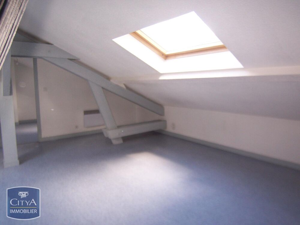 location Appartement - 2 pièce(s) - 23 m² Clermont-Ferrand (63000)