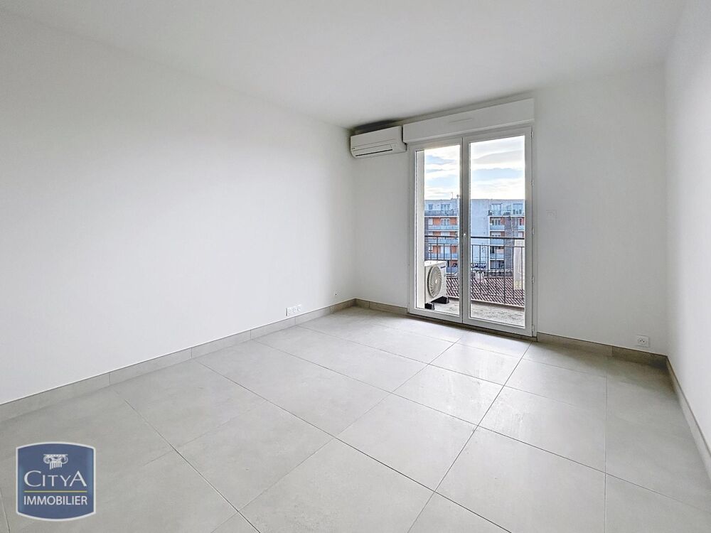 location Appartement - 1 pièce(s) - 30 m² Nîmes (30000)
