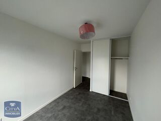  Appartement à louer 3 pièces 64 m²