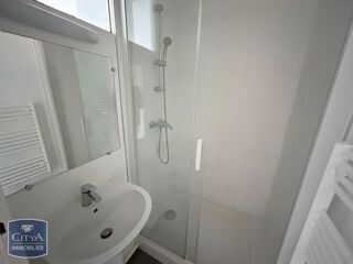  Appartement à louer 1 pièce 33 m²