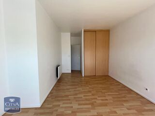  Appartement à louer 3 pièces 71 m²