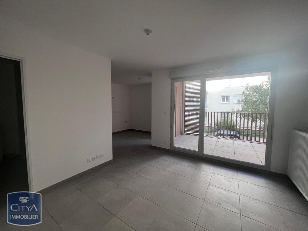 location Appartement - 2 pièce(s) - 44 m² Bron (69500)