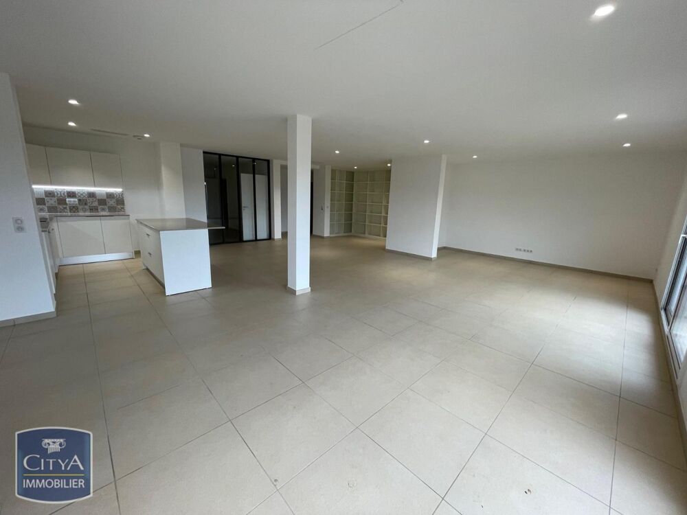 location Appartement - 4 pièce(s) - 206 m² Saint-Paul-de-Vence (06570)