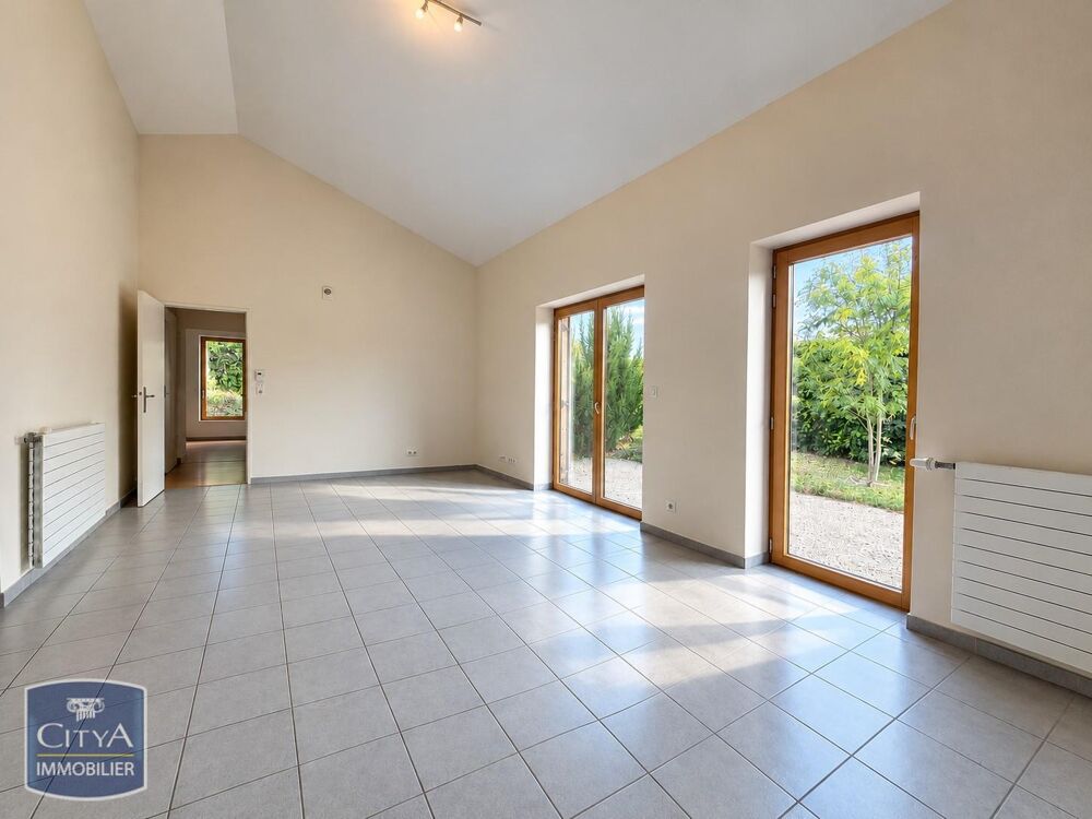 SANS FRAIS D'AGENCE - Logement soumis à conditions. A Bo....
