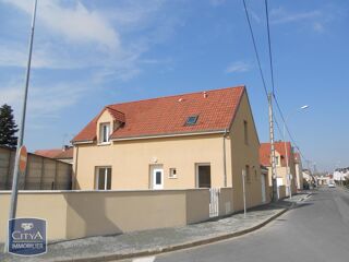  Maison à louer 4 pièces 105 m²