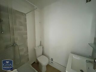  Appartement à louer 1 pièce 27 m²