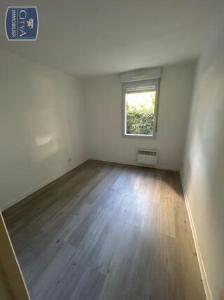  Appartement à louer 2 pièces 45 m²