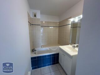  Appartement à louer 2 pièces 43 m²