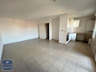  Appartement à louer 3 pièces 62 m²