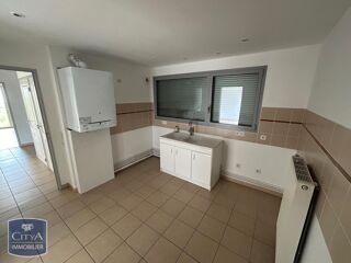  Appartement à louer 3 pièces 80 m²