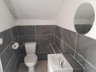  Appartement à louer 3 pièces 61 m²
