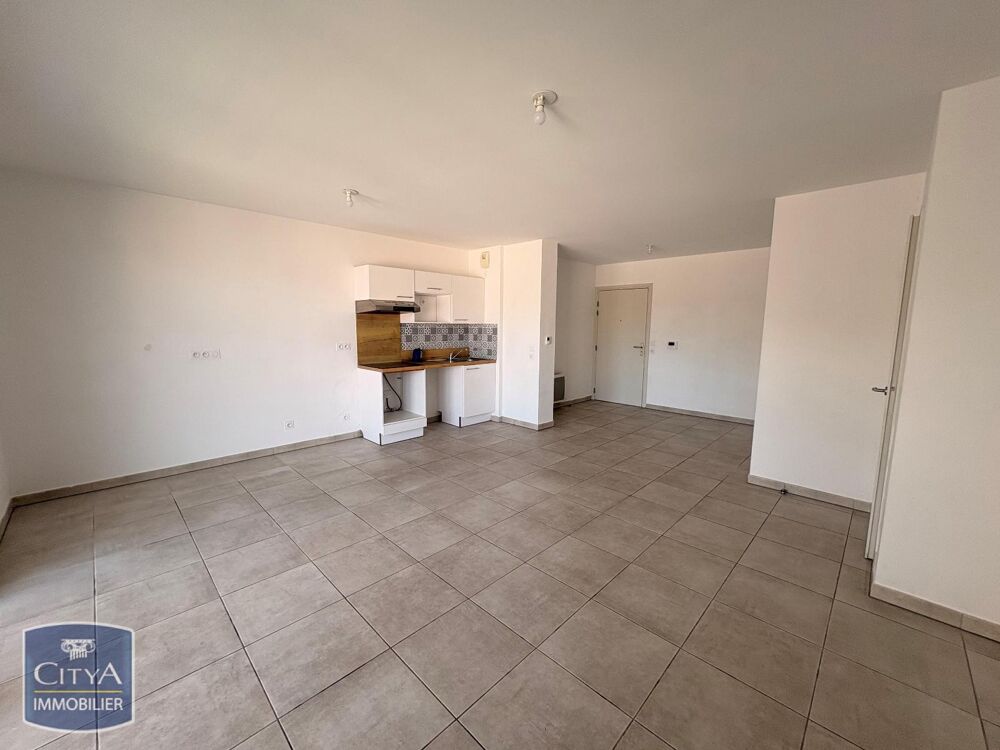 A LOUER -- ARLES (13200) -- APPARTEMENT 3 PIECES -- RESI....