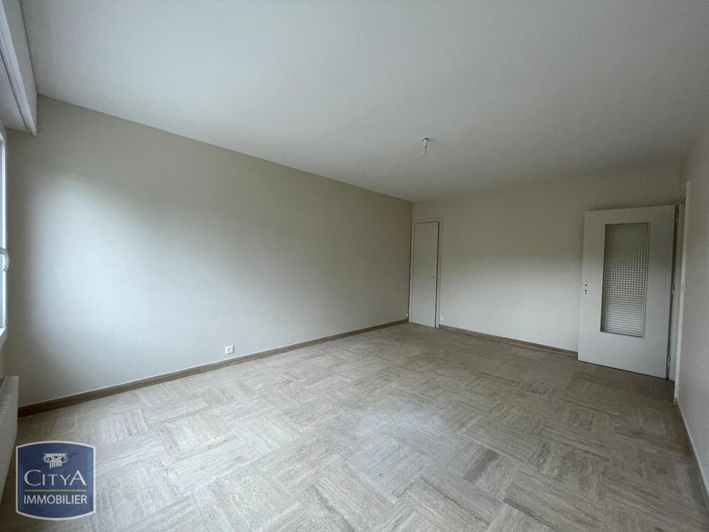 location Appartement - 1 pièce(s) - 41 m² Saint-Julien-en-Genevois (74160)