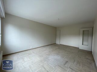 location Appartement - 1 pièce(s) - 41 m² Saint-Julien-en-Genevois (74160)