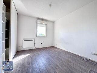  Appartement à louer 3 pièces 60 m²