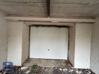 location Parking / Garage - 20 m² Charleville-Mézières (08000)