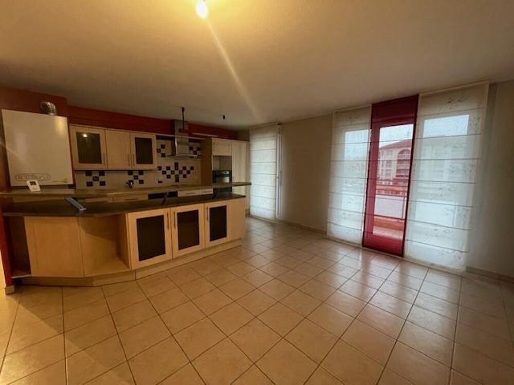 location Appartement - 4 pièce(s) - 89 m² Décines-Charpieu (69150)