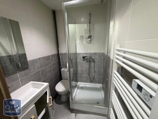  Appartement à louer 1 pièce 25 m²