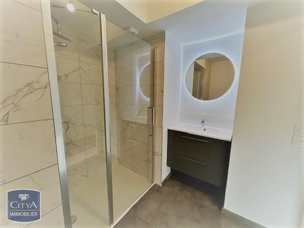 À LOUER : Appartement T1 moderne avec terrasse situé à G....