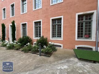  Appartement à louer 2 pièces 52 m²