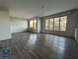  Appartement à louer 4 pièces 81 m²