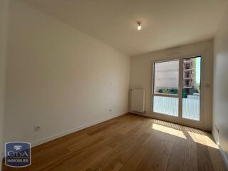  Appartement à louer 3 pièces 72 m²
