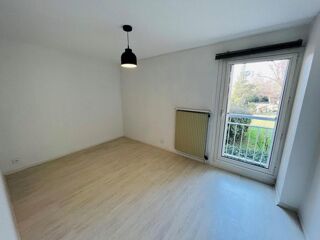  Appartement à louer 3 pièces 69 m²