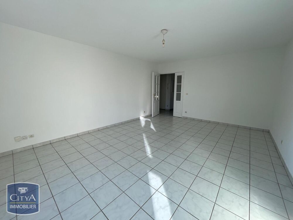 location Appartement - 4 pièce(s) - 83 m² Villefranche-sur-Saône (69400)