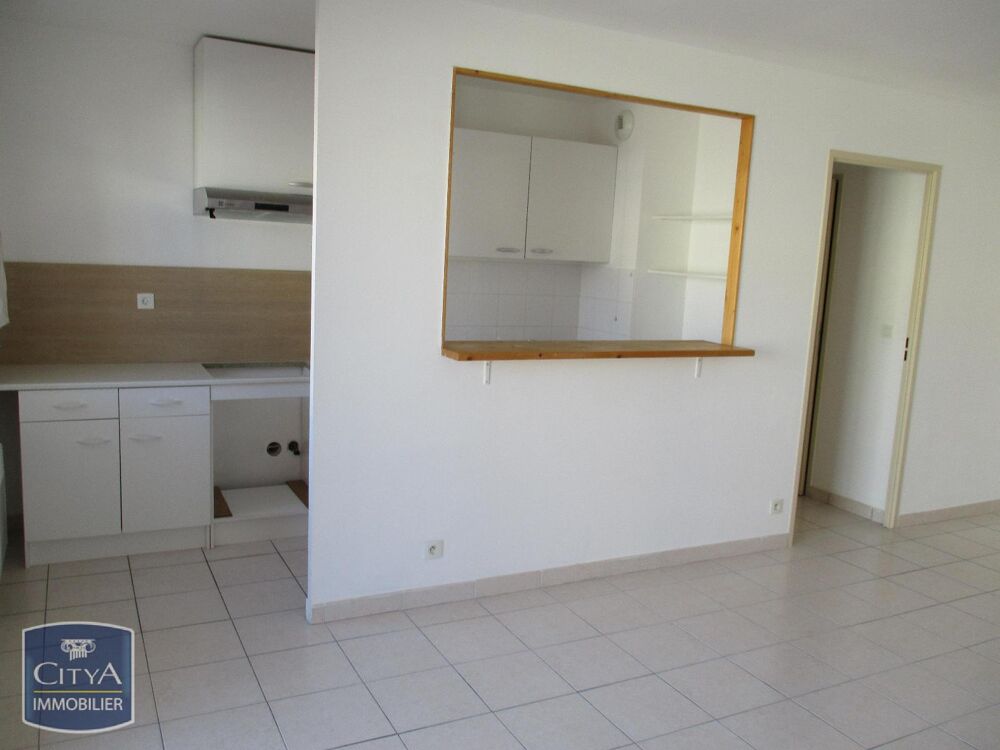 location Appartement - 3 pièce(s) - 61 m² Nimes (30900)