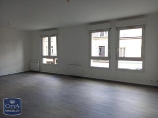  Appartement à louer 4 pièces 112 m²