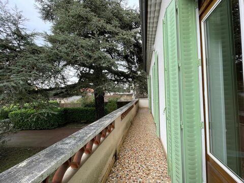  Appartement � louer 4 pi�ces 109 m�