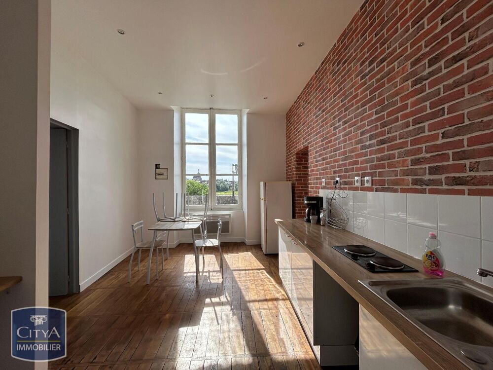 À louer : dans un appartement situé à Blois, dans le dép....