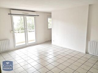  Appartement à louer 2 pièces 55 m²