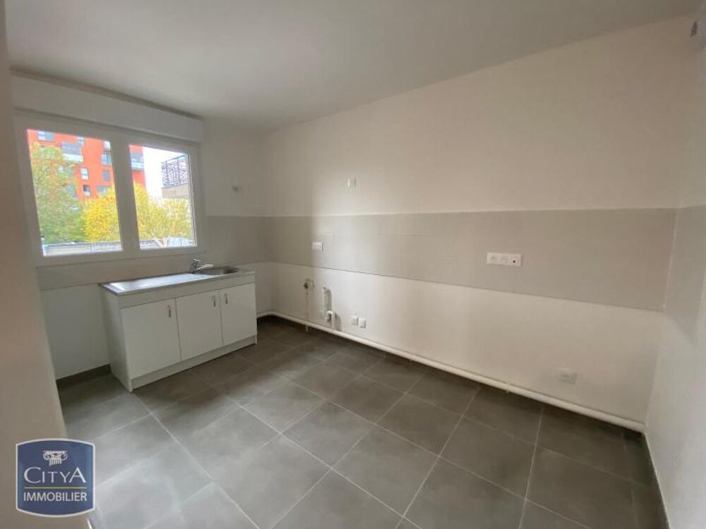 SANS FRAIS d'AGENCE. À louer F4 de 95m², à CHAMPIGNY SUR....