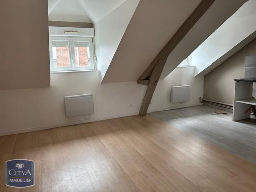 À louer, charmant appartement rénové de type T2 situé au....