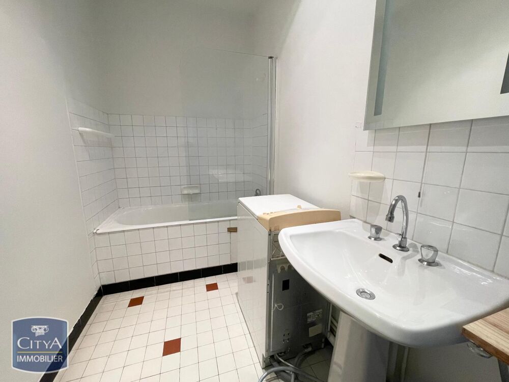 location Appartement - 1 pièce(s) - 27 m² Lyon 7
