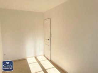  Appartement à louer 4 pièces 69 m²