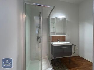  Appartement à louer 3 pièces 47 m²