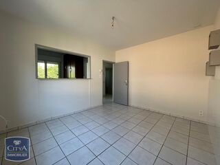  Maison à louer 2 pièces 39 m² Brive
