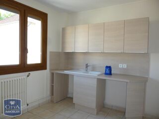  Appartement à louer 4 pièces 103 m²