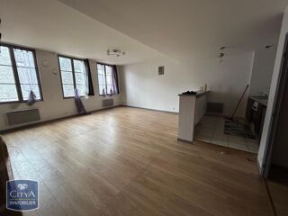  Appartement à louer 2 pièces 74 m²