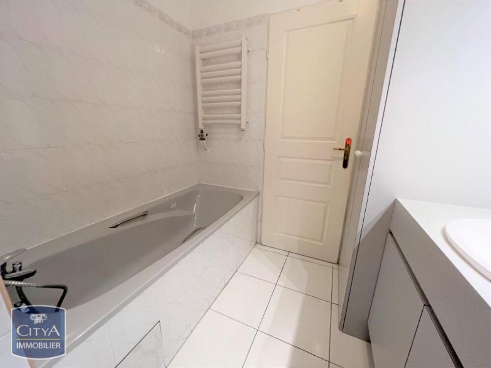 location Appartement - 1 pièce(s) - 29 m² Marseille 6