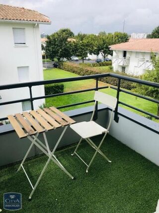  Appartement à louer 2 pièces 45 m²
