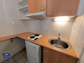  Appartement à louer 2 pièces 33 m²