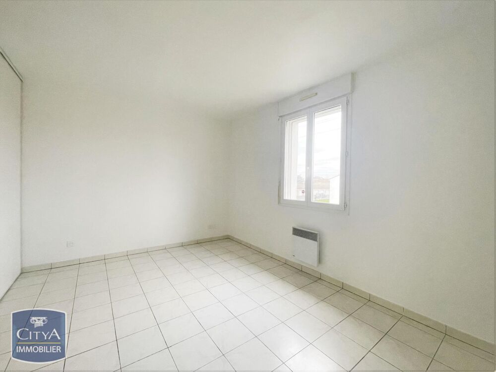 A LOUER Charmante maison de type T3 située à Pineuilh (3....