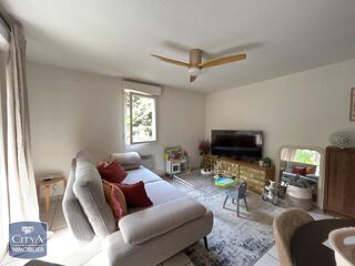  Appartement à louer 3 pièces 54 m²