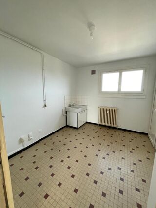  Appartement à louer 3 pièces 62 m²